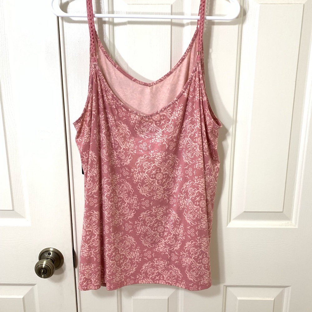 NWT TORRID SIZE 3X CAMISOLE SWING TANK TOP